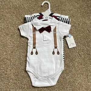 Little Treasure 3 bodysuits